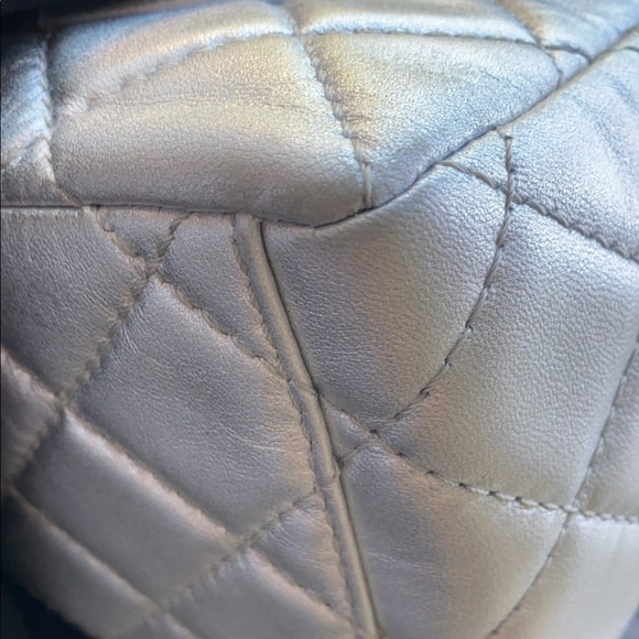 RARE Chanel quilted classic flap jumbo - Picture 7 of 13